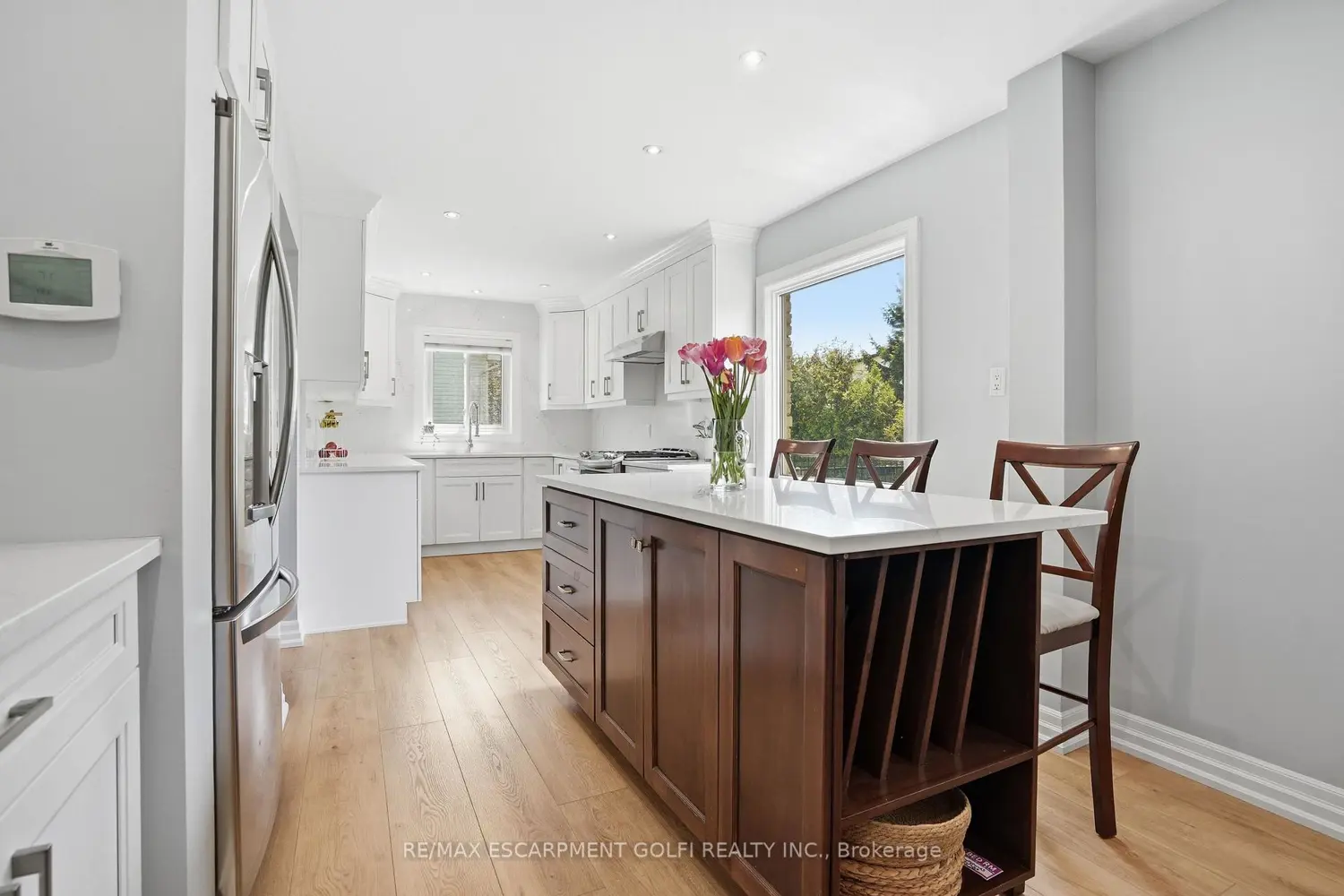 Additional image 5 of 1 Oakmeadow Place