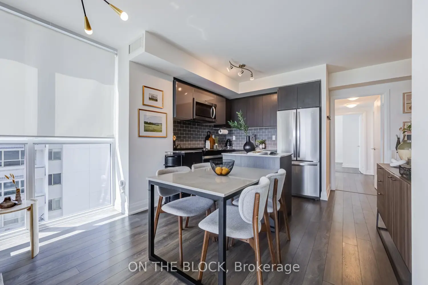 1461 Lawrence Avenue 810 photo 2
