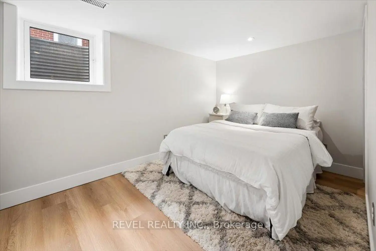 Additional image 14 of 256 Bowman Street