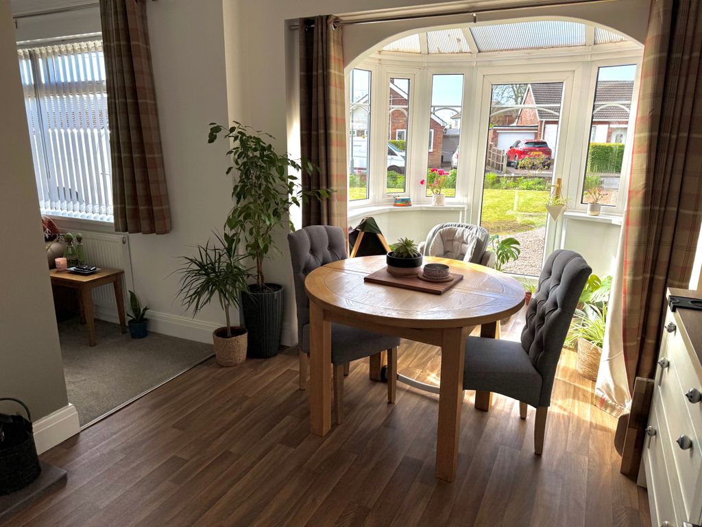 Additional image 3 of 3 bed detached bungalow to rentWoodland Drive, Broughton DN20
