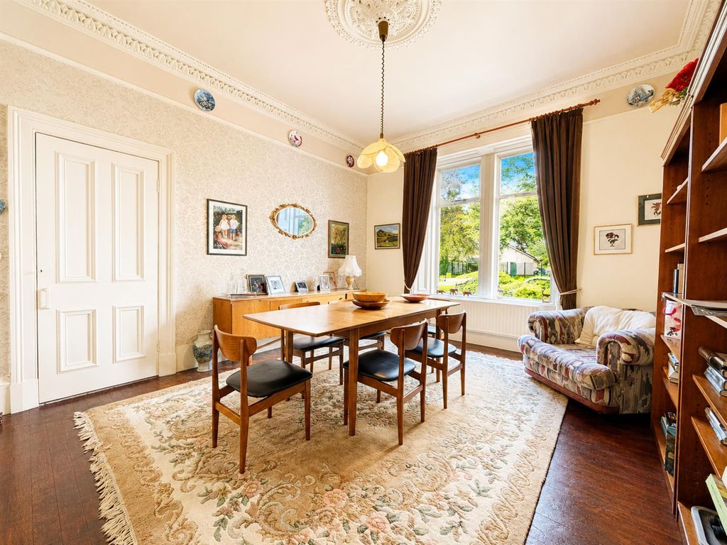 5 bed property for saleCroftbank Crescent, Uddingston, Glasgow G71 photo 4