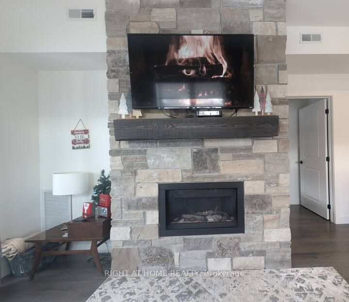 Additional image 3 of 302-10 Beausoleil Lane, Blue Mountains, ON, L9Y 2X5
