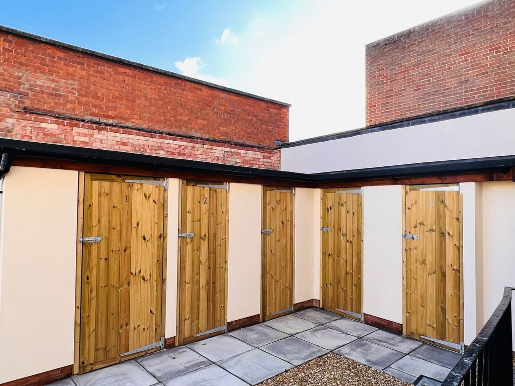 Additional image 16 of 2 bed flat to rentWindsor House, The Crescent, Taunton TA1