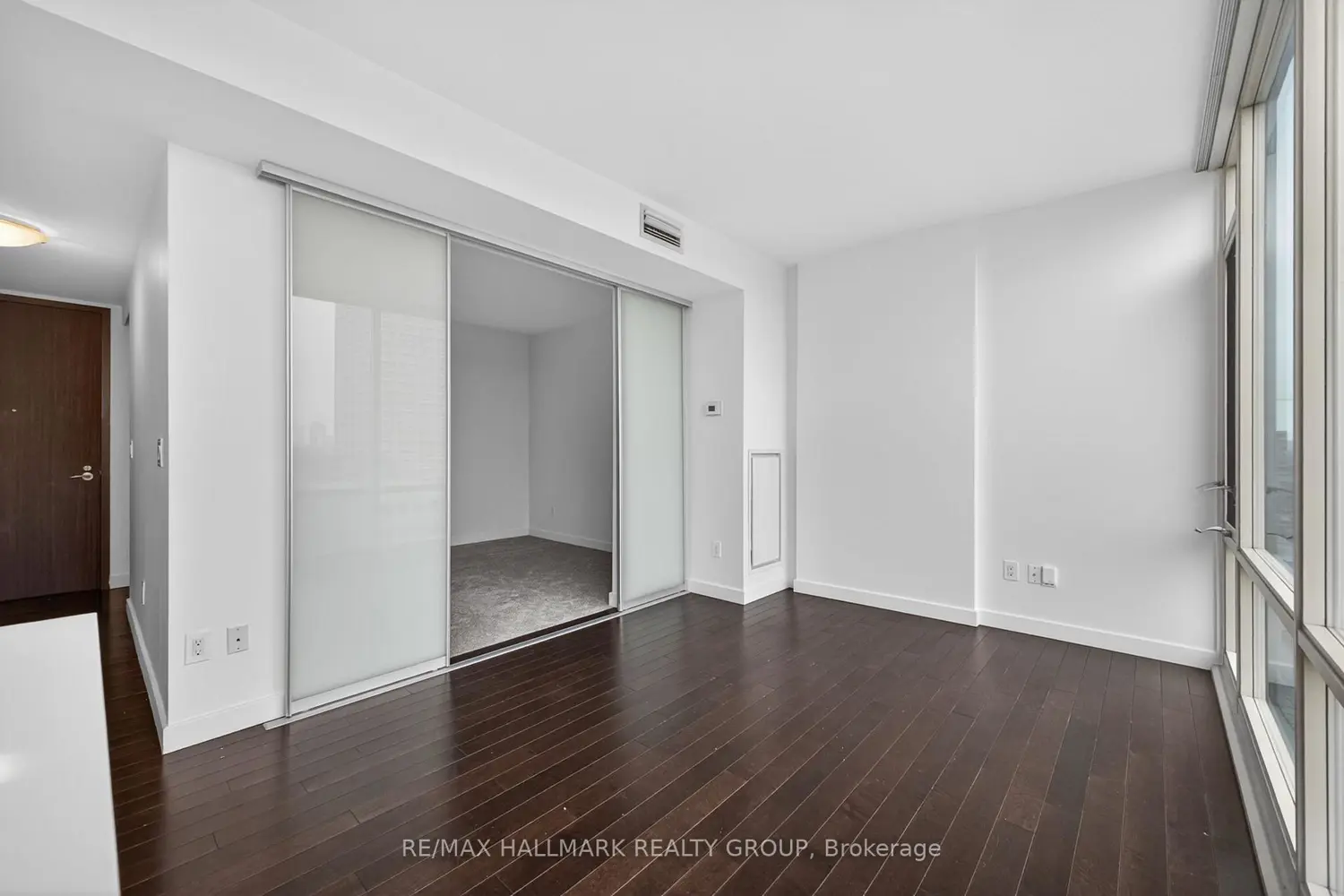 Additional image 13 of 201 Parkdale Avenue 705