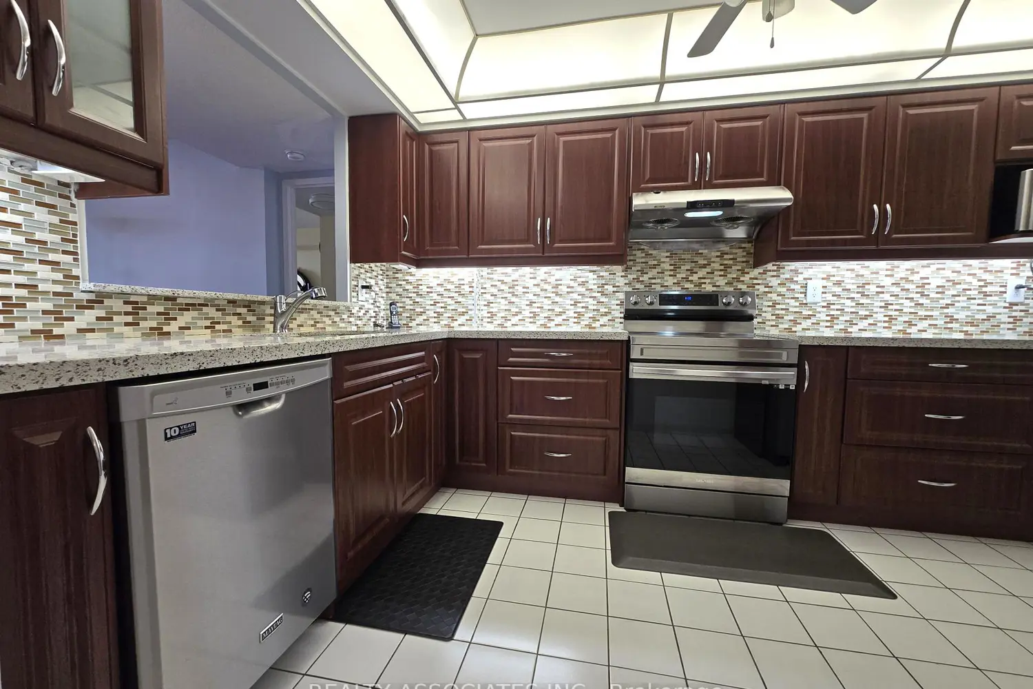 4727 Sheppard Avenue 1107 photo 5