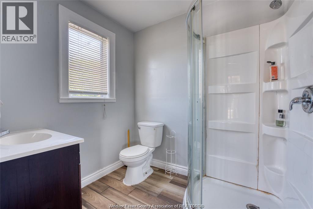 Additional image 3 of 41 Giles Boulevard, Windsor, ON, N9A4B6