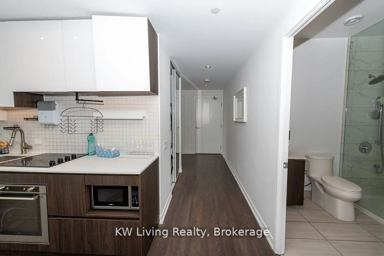 Additional image 7 of 898 Portage Parkway 3302