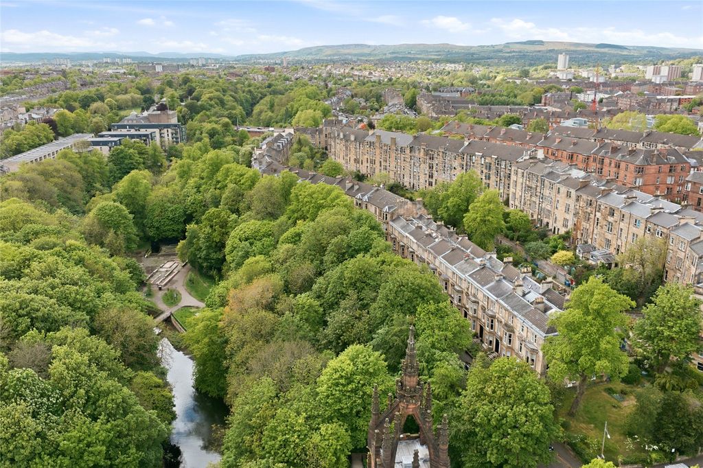 4 bed flat for saleDoune Gardens, Glasgow, Glasgow City G20 photo 2