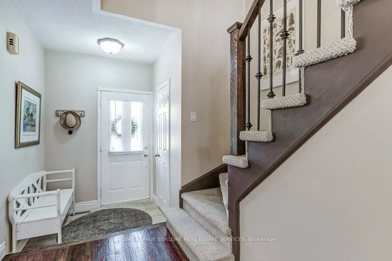 4 Edgewater Drive