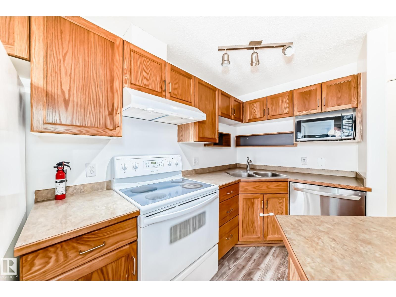 Additional image 5 of 210-2305 35a Avenue NW, Edmonton, AB, T6T1Z2