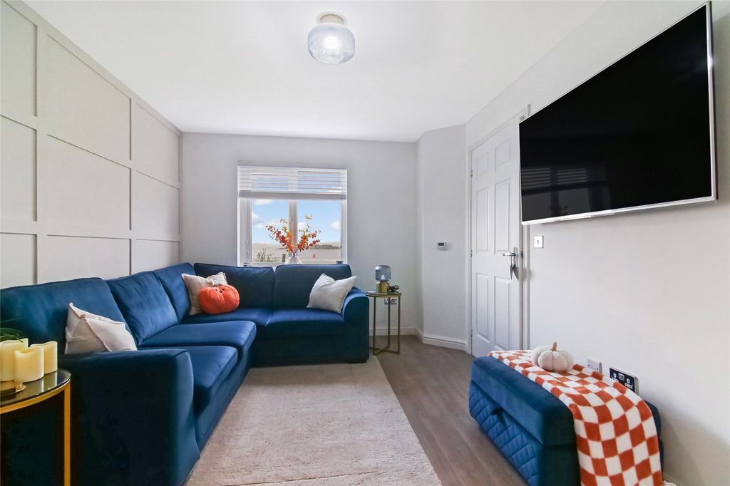 Additional image 2 of 3 bed terraced house for saleCrunes Way, Greenock, Inverclyde PA15