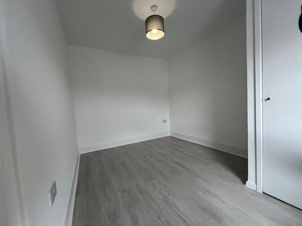 Additional image 9 of 2 bed terraced house to rentTaylor's Row, Neath SA11