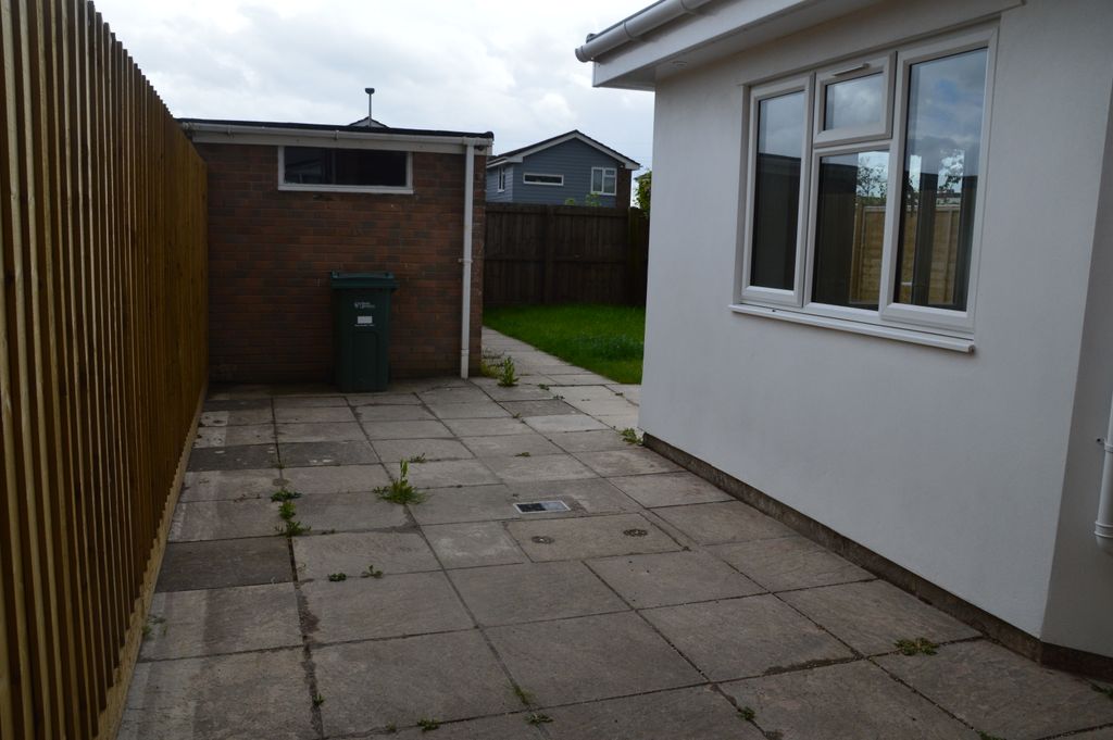 Additional image 16 of 3 bed semi-detached house to rentStarling Close, Weston-Super-Mare BS22