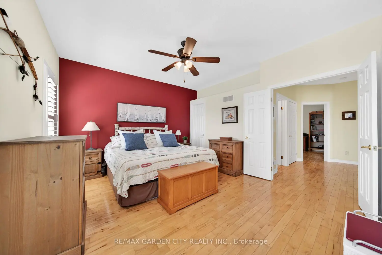 Additional image 10 of 3328 Dustan Street