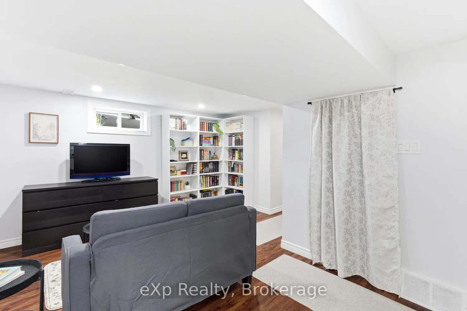 Additional image 8 of 52 Avondale Avenue