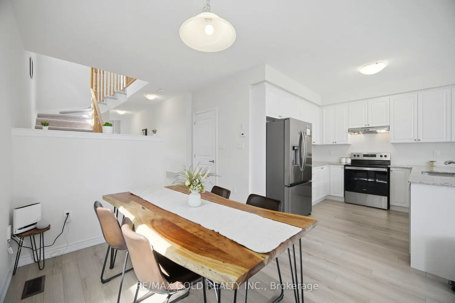 Additional image 5 of 113 Molozzi Street