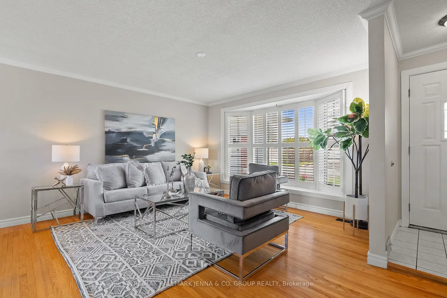 29 Kingsbury Avenue photo 3