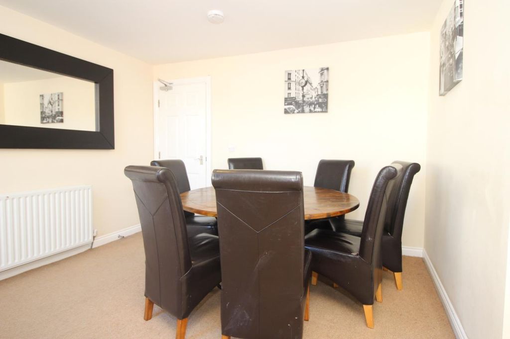 Additional image 6 of 6 bed maisonette to rentHolmwood Grove, Jesmond, Newcastle Upon Tyne NE2