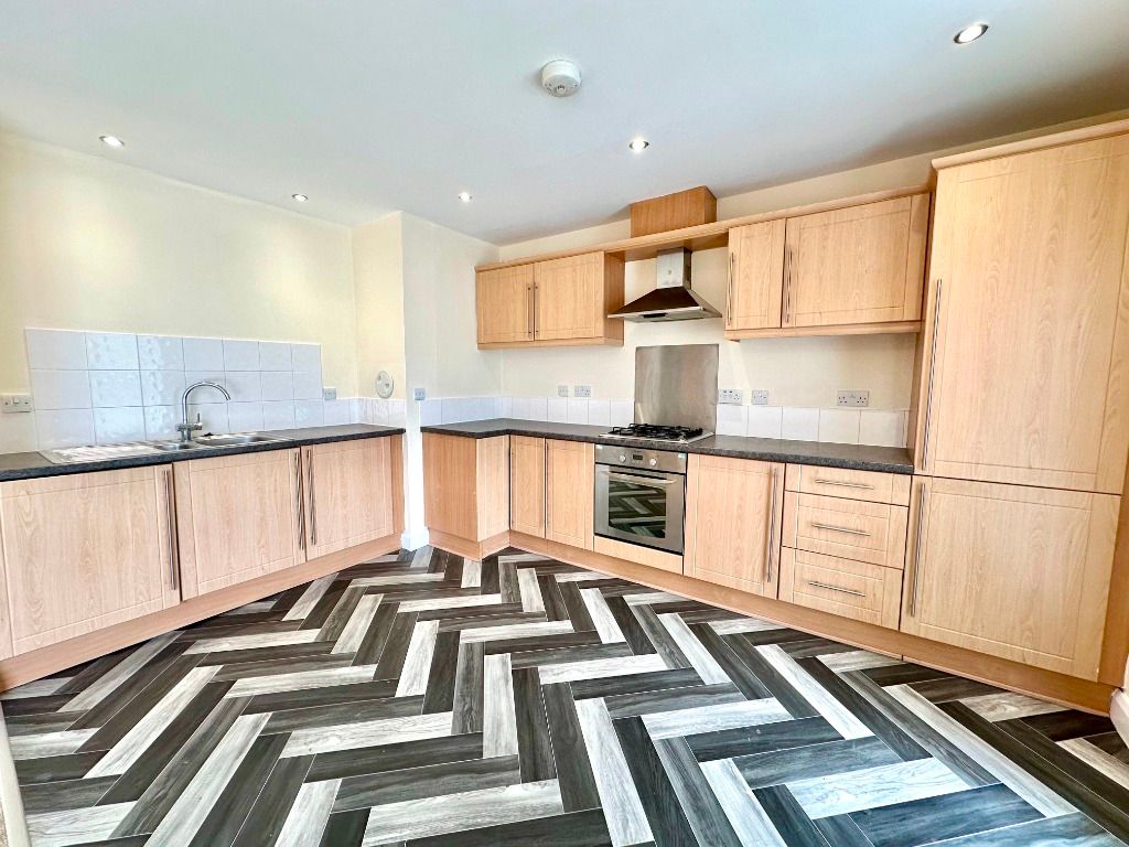Additional image 5 of 2 bed flat to rentCastle Street, Hamilton, South Lanarkshire ML3