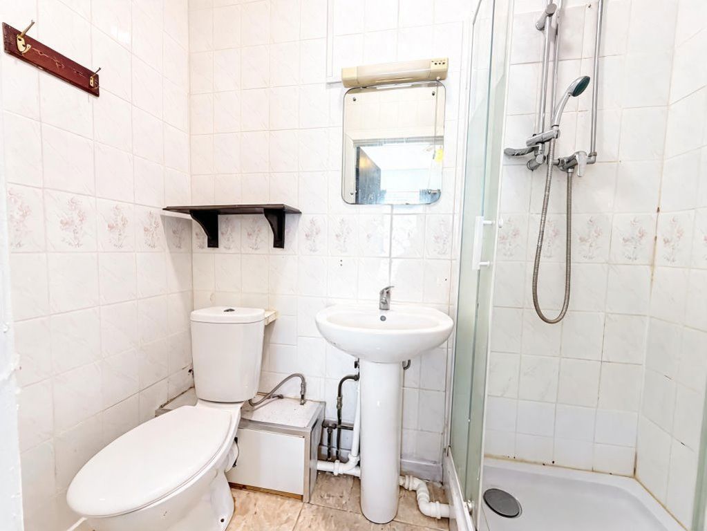 Additional image 7 of 6 bed semi-detached house to rentPercival Street, Peterborough PE3