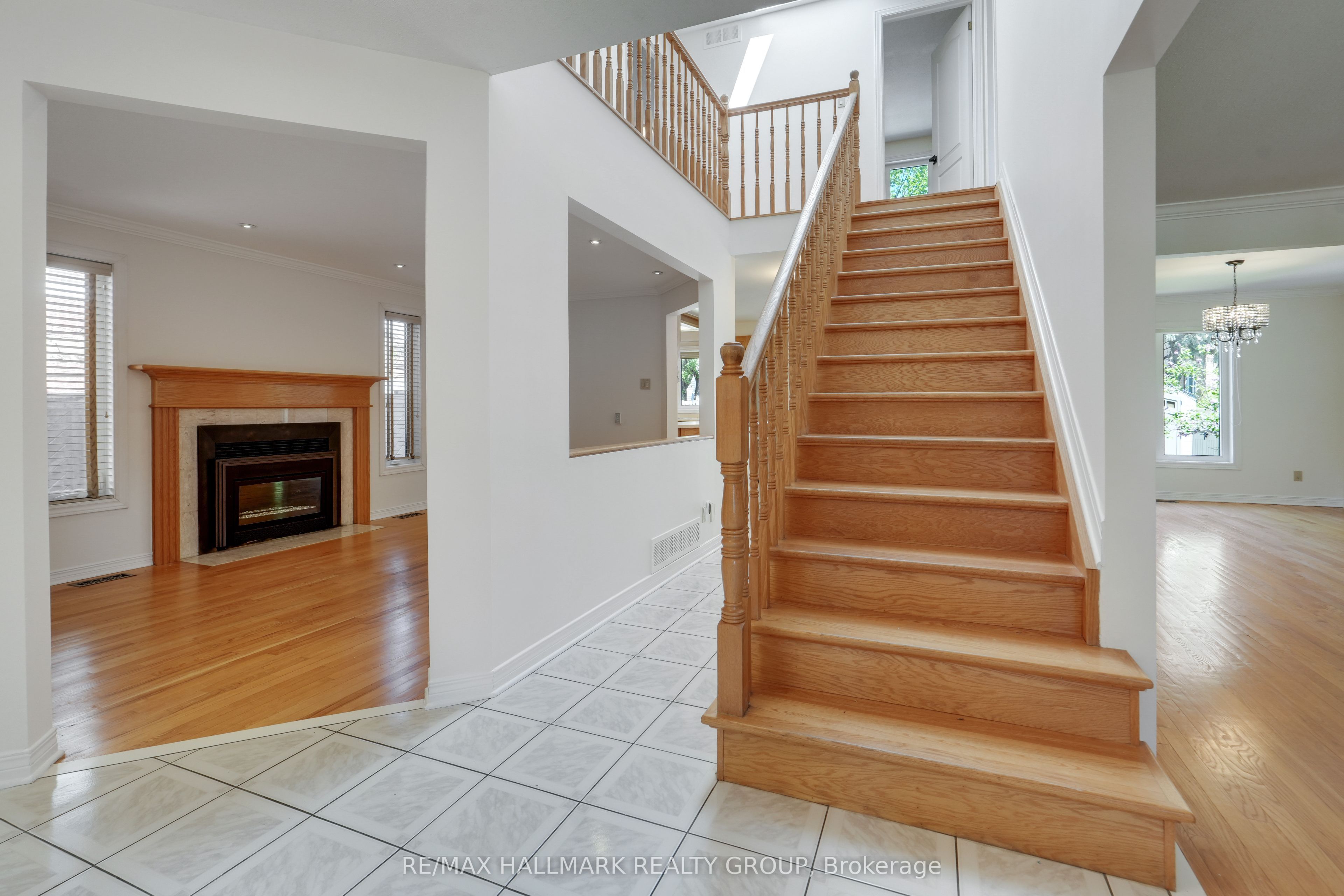Additional image 5 of 21 Dalecroft Crescent, Ottawa, ON, K2G 5V9