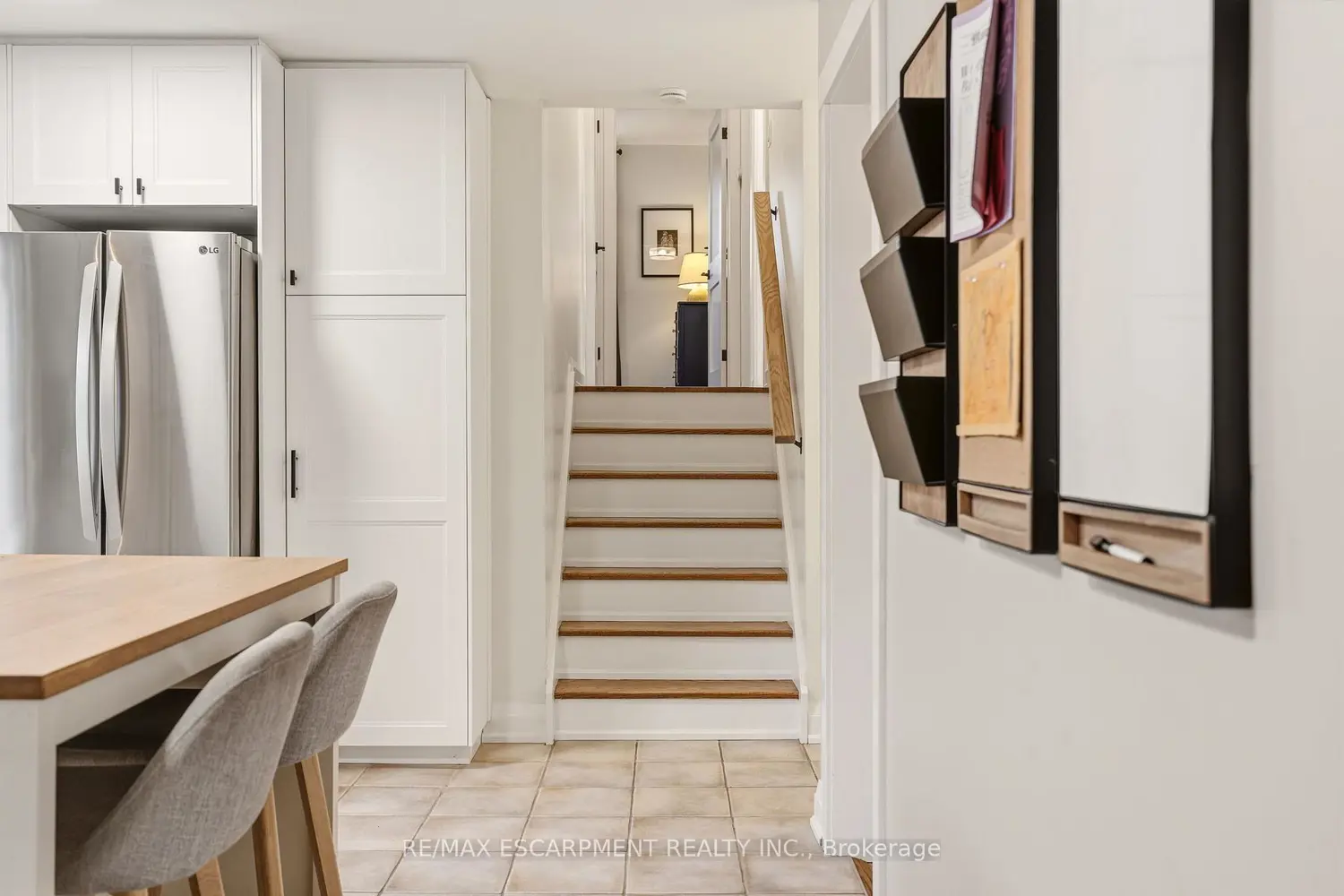Additional image 6 of 3452 Caplan Crescent