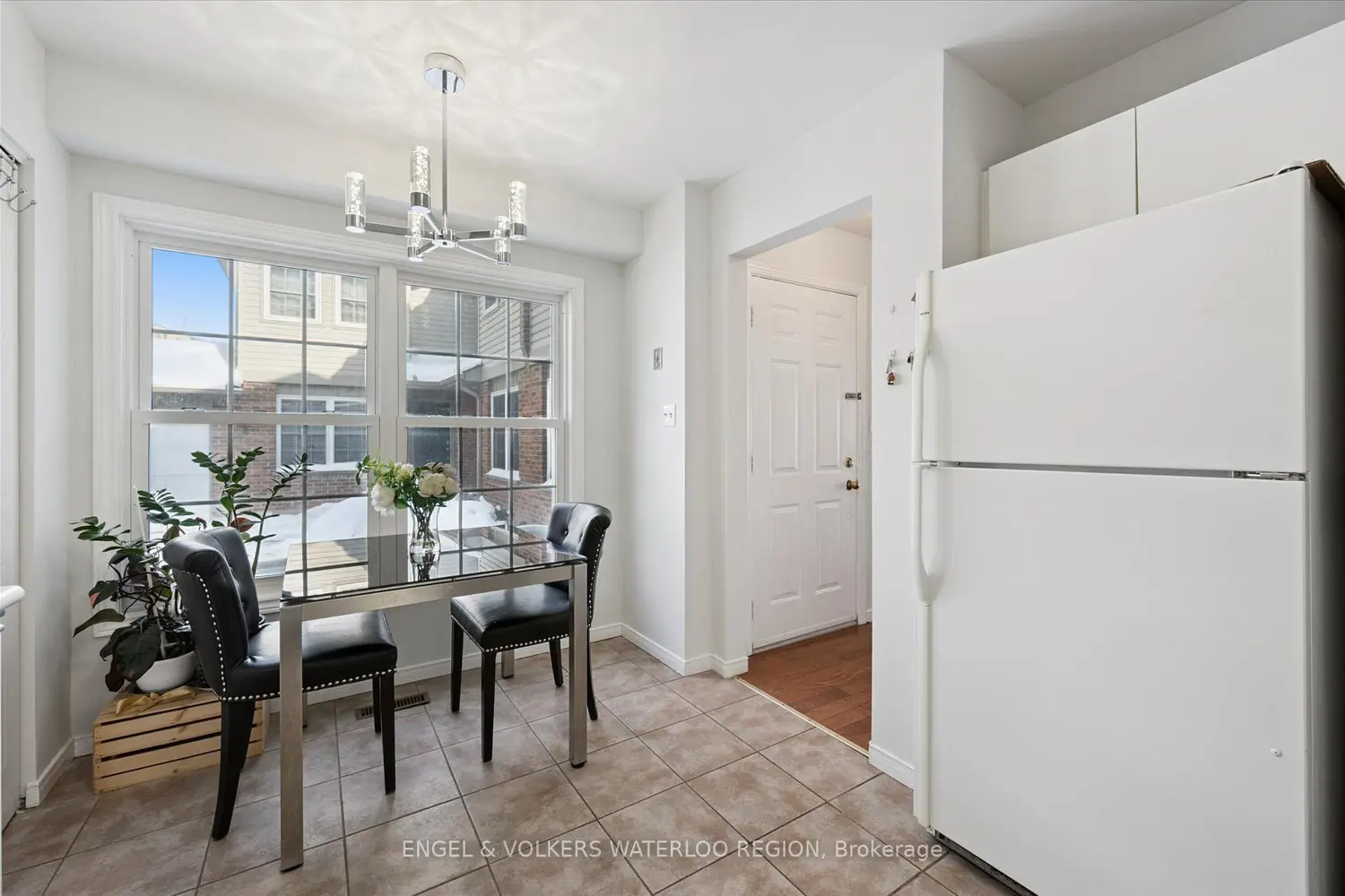 Additional image 8 of 250 Keats Way 24