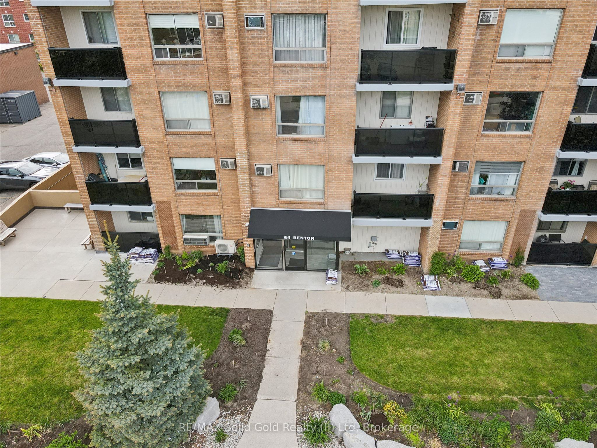 Additional image 4 of 304-64 Benton Street, Kitchener, ON, N2G 4L9