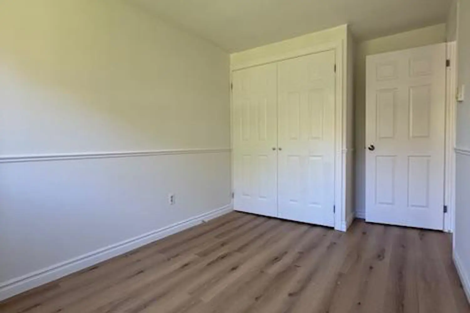Additional image 10 of 475 Sandringham Crescent 39