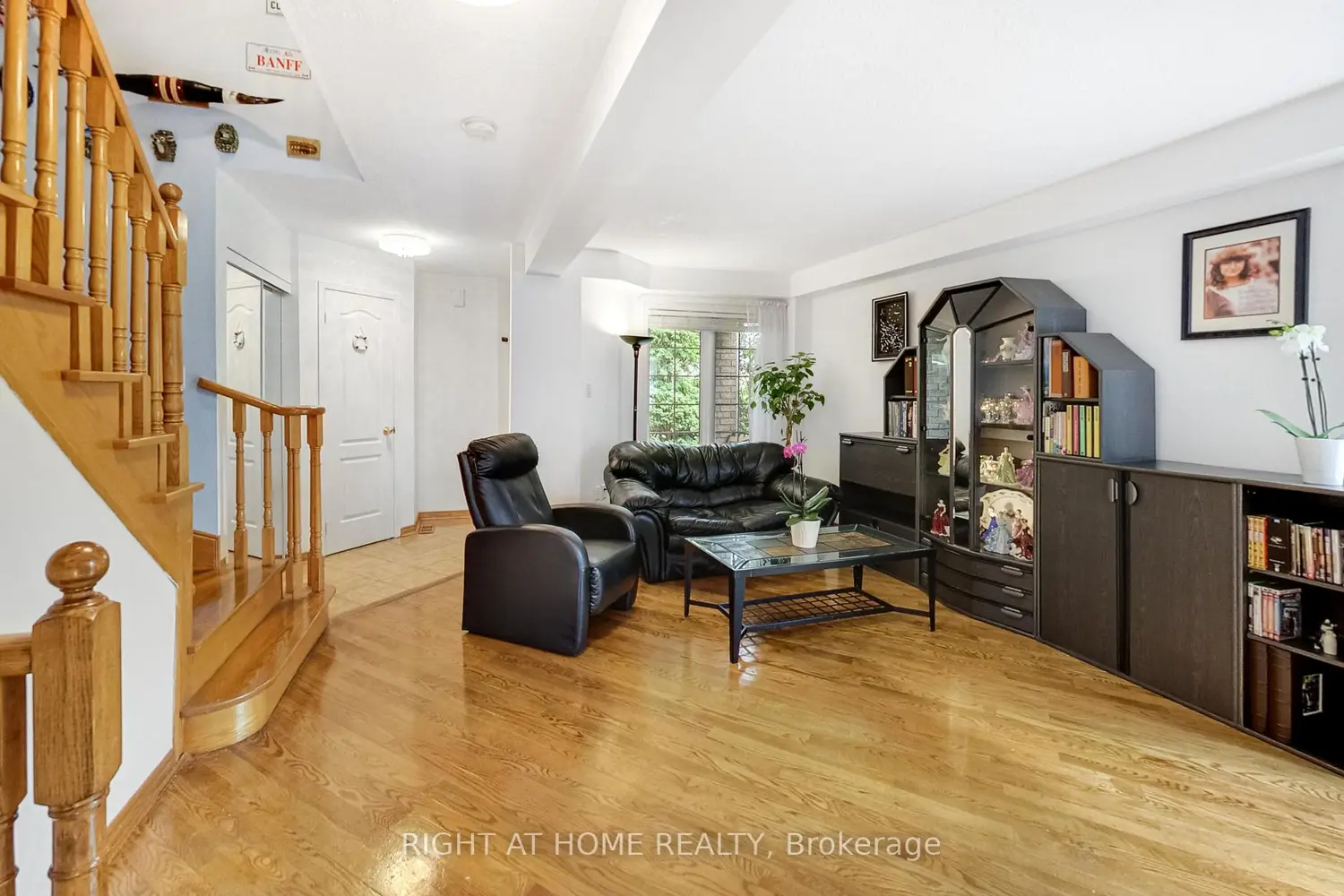28 Foxtail Ridge