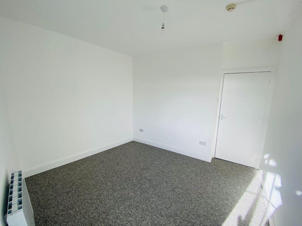 Additional image 6 of 2 bed flat to rentMarket Square, Narberth SA67