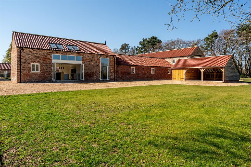 Additional image 15 of 3 bed barn conversion for saleThe Bramleys, Beals Lane, Sutton On Derwent, York YO41