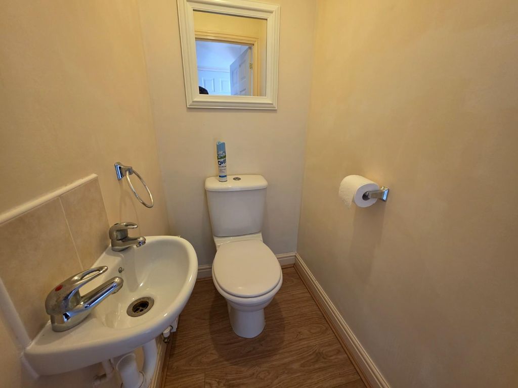 Additional image 7 of 2 bed end terrace house to rentHeron Gate, Scunthorpe DN16