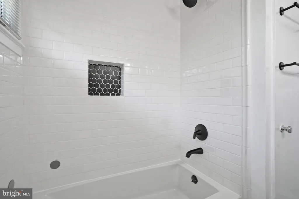 Additional image 24 of 1102 Broadwood Drive, Rockville, MD 20851