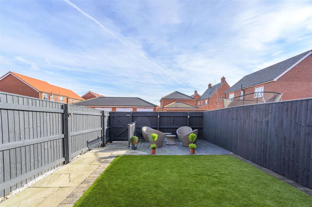 Additional image 16 of 3 bed terraced house to rentDe Montfort Gardens, Boston PE21