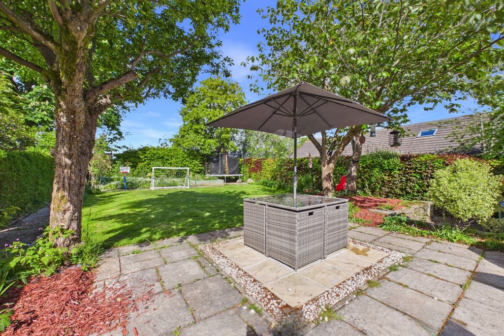 Additional image 29 of 4 bed detached house to rentFurniss Avenue, Dore, Sheffield S17