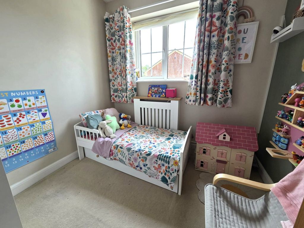 Additional image 14 of 3 bed terraced house for saleWeavers Green, Sandy SG19