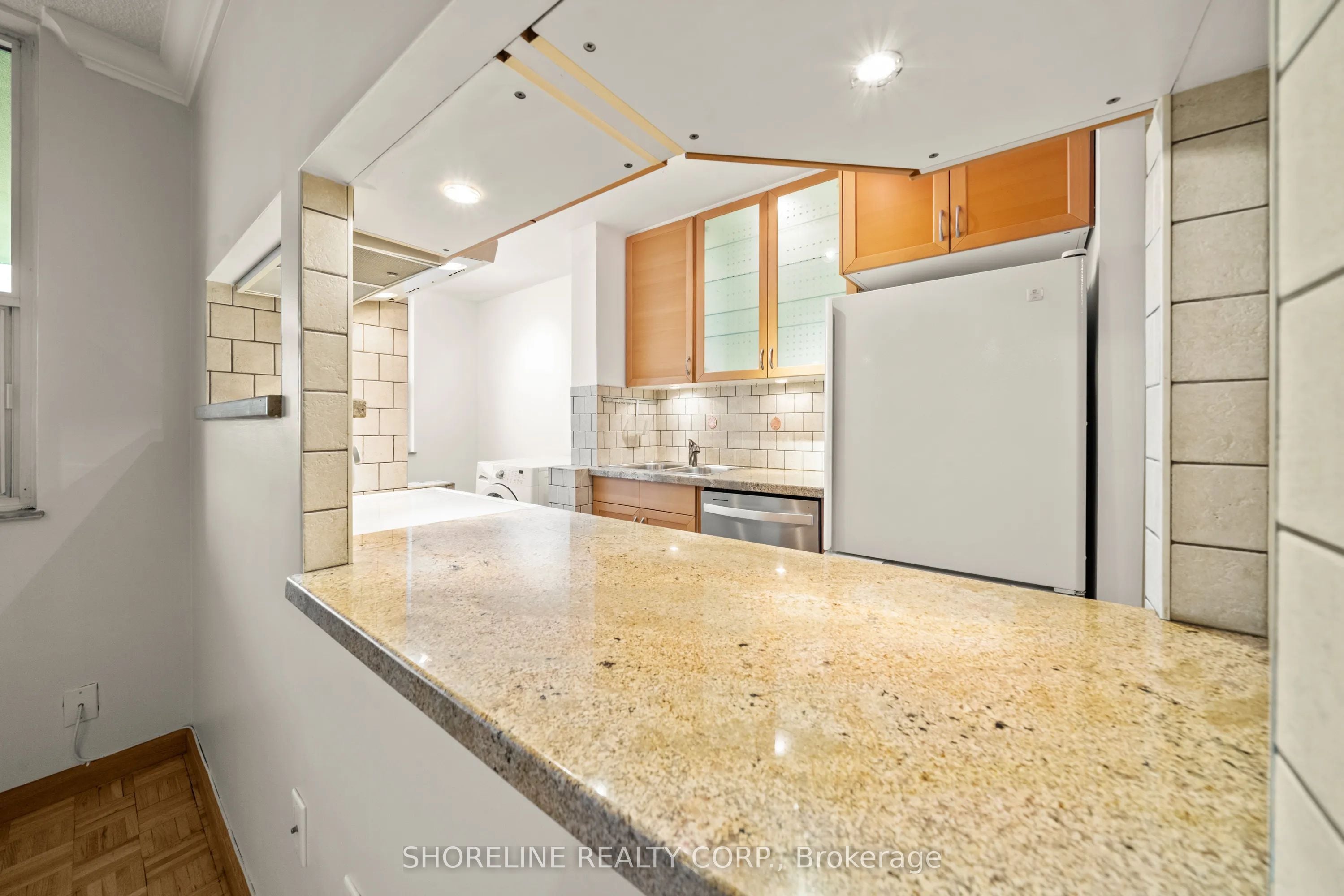 Additional image 3 of 1506-966 Inverhouse Drive, Mississauga, ON, L5J 4B6