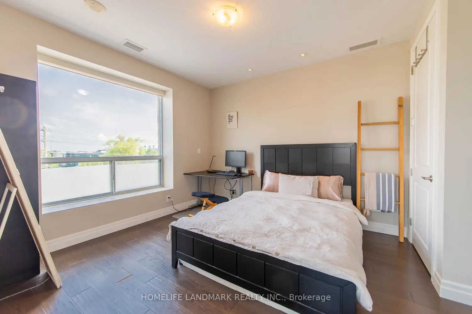 Additional image 8 of 223 Erb Street 302
