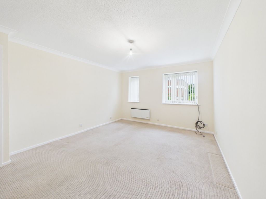 Additional image 4 of 2 bed flat to rentAlma Road, Windsor, Berkshire SL4