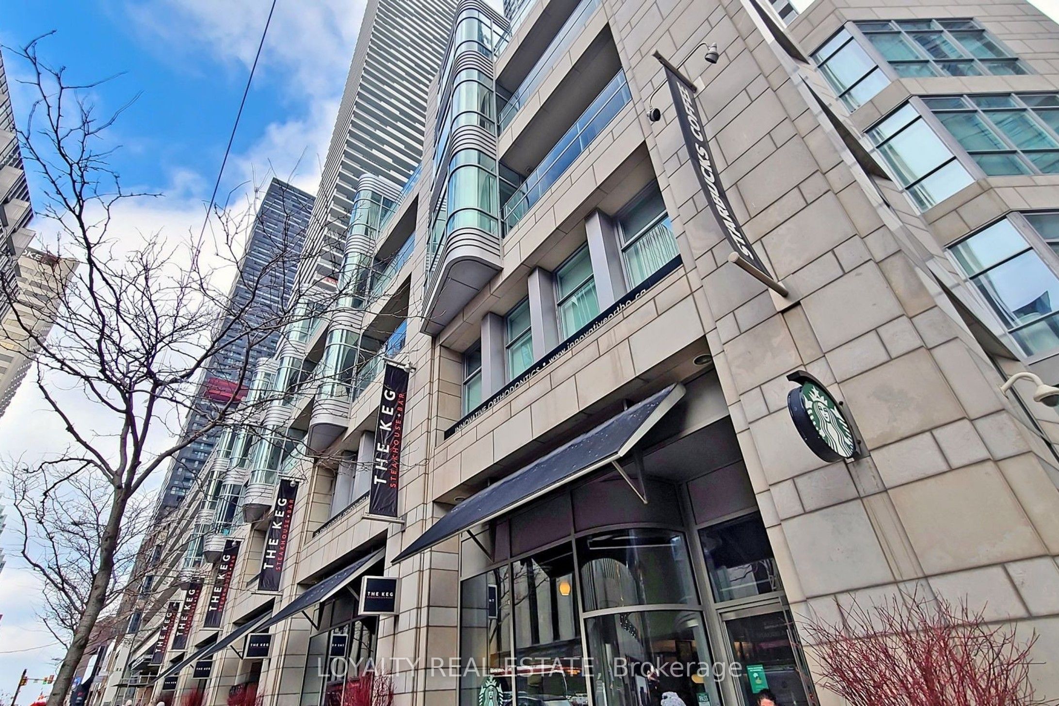 Additional image 3 of 1705-2221 Yonge Street, Toronto, ON, M4S 2B4