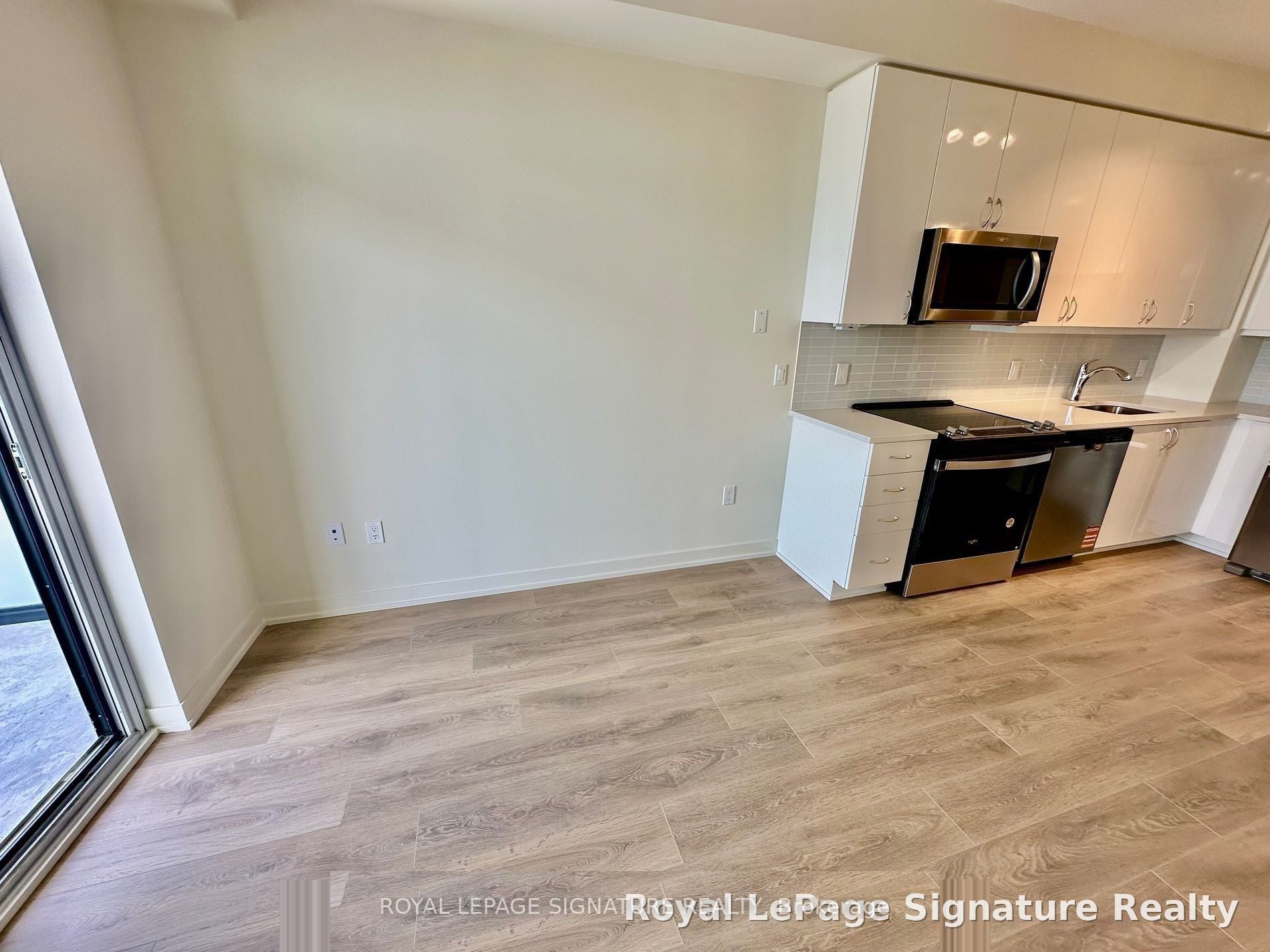 Additional image 4 of 4809-38 Annie Craig Drive, Toronto, ON, M8V 0G9