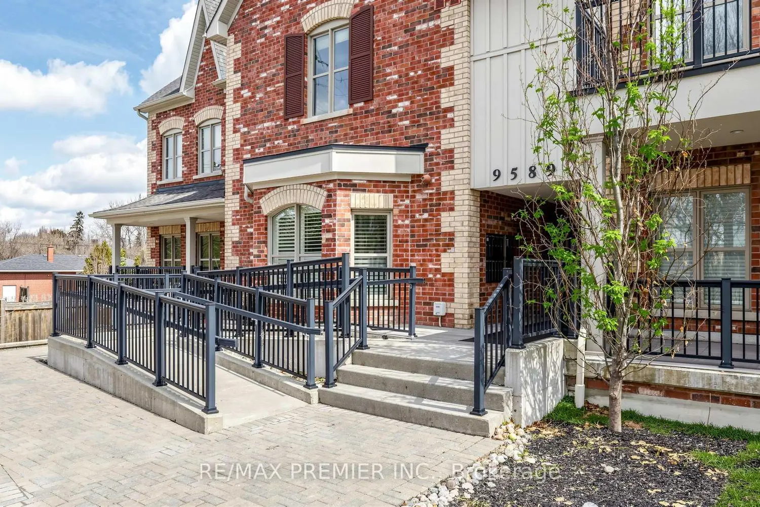 Additional image 17 of 9589 Keele Street 106