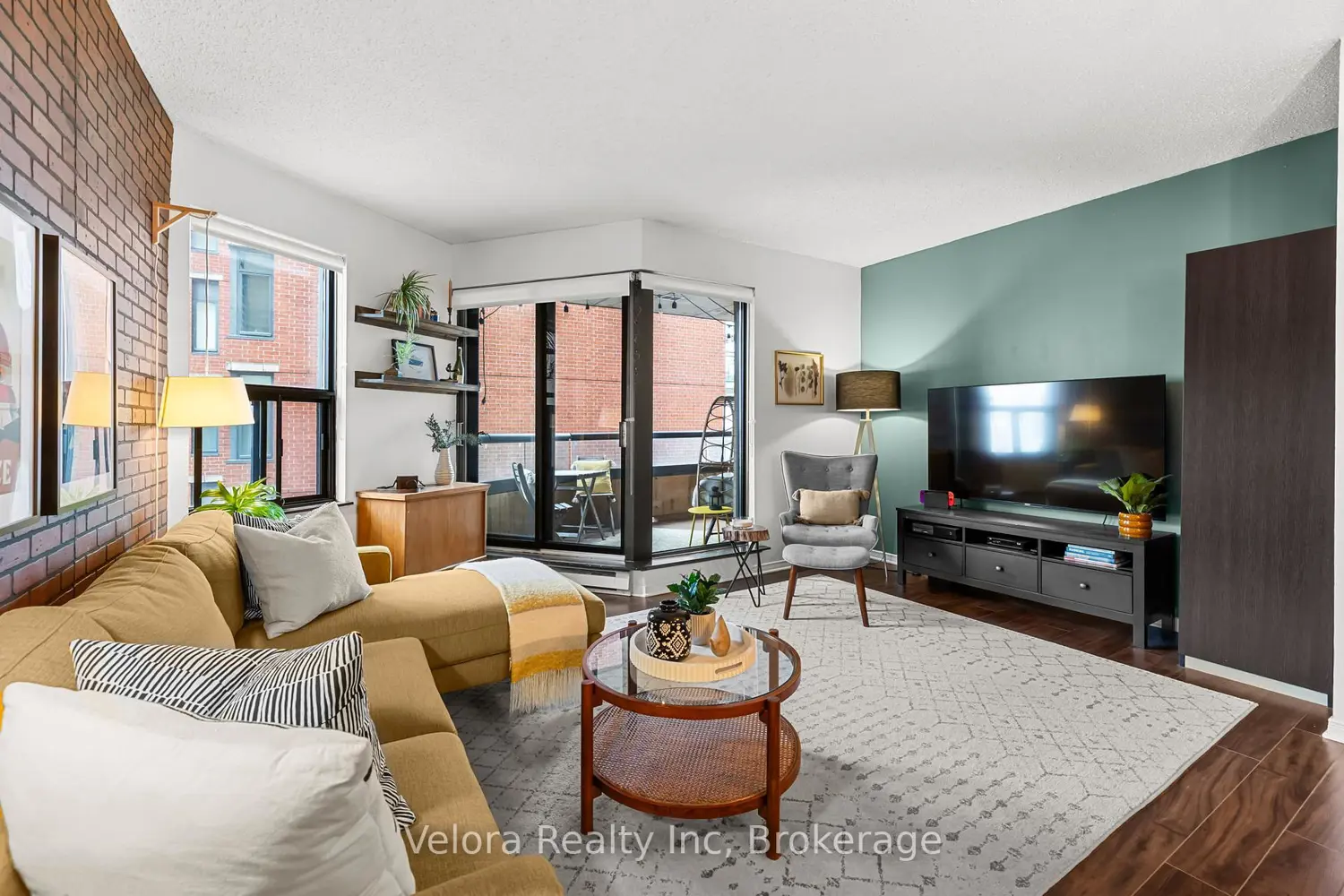 Additional image 4 of 556 Laurier Avenue 1604