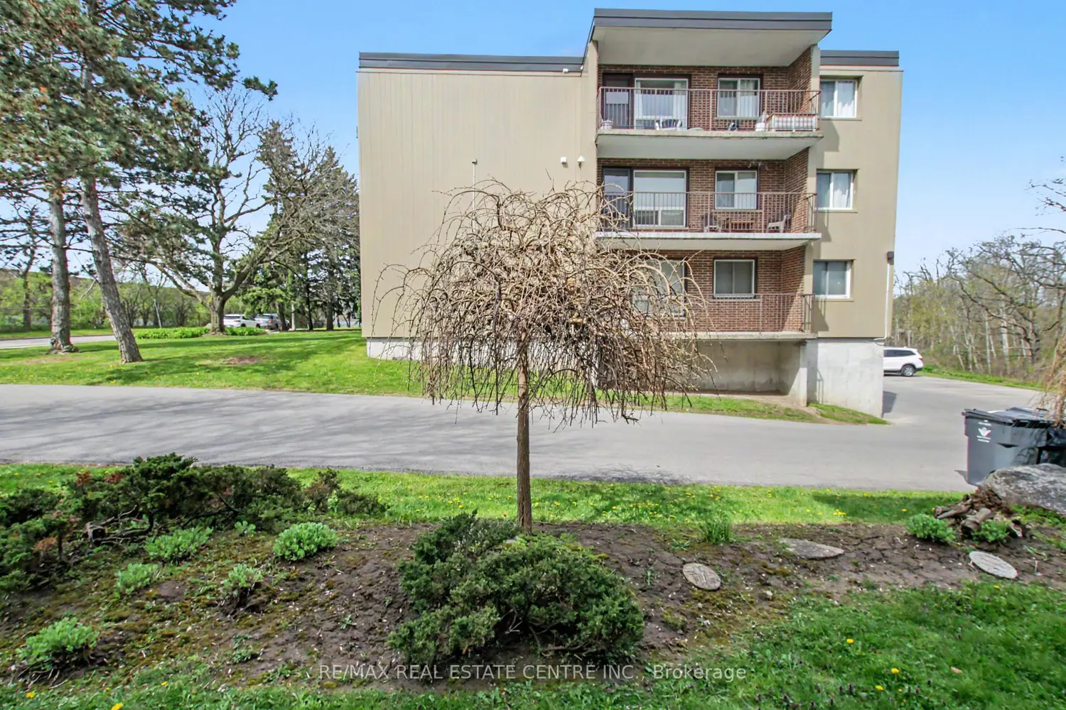 Additional image 15 of 4 Avalon Place 105