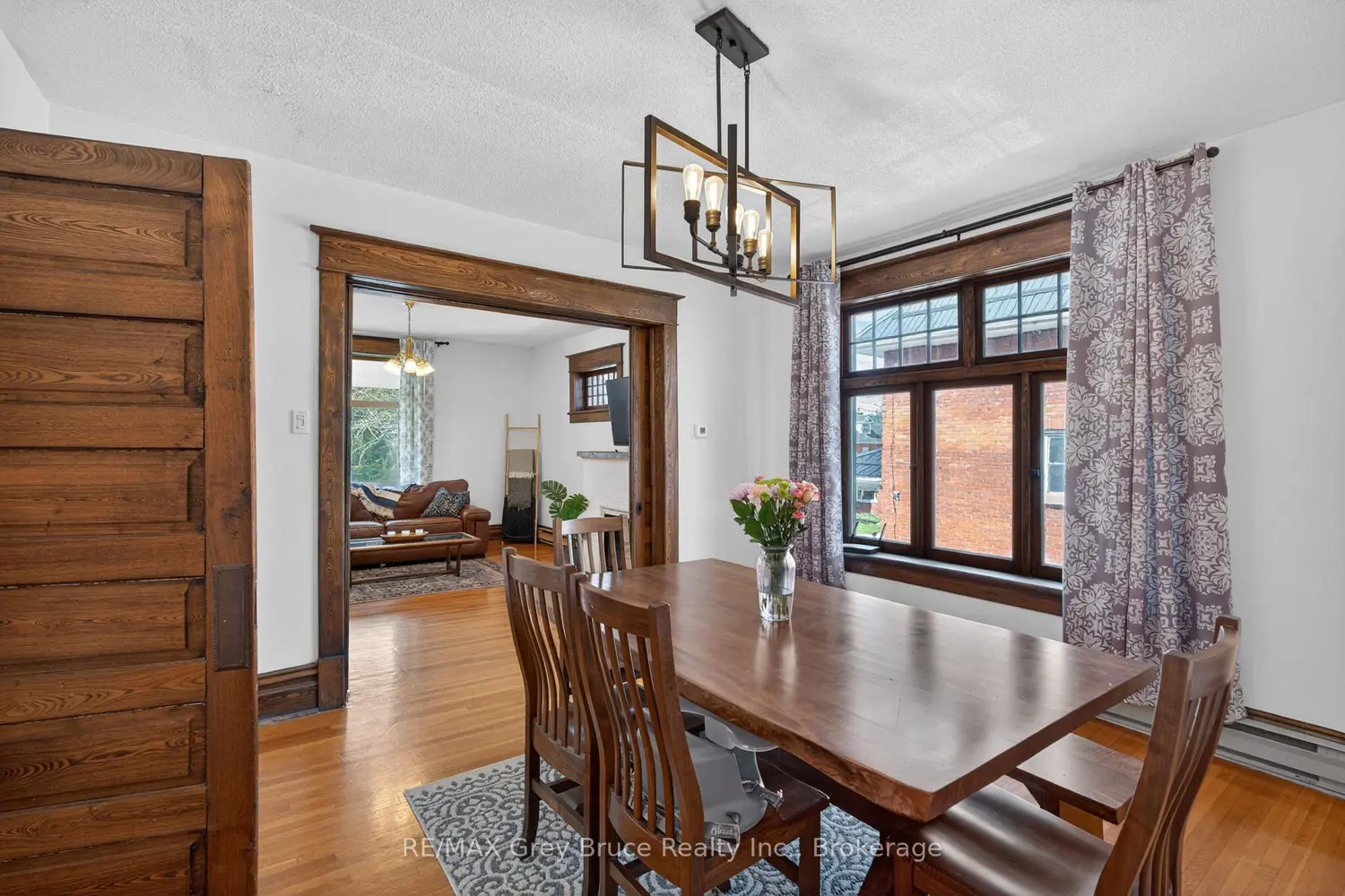 131 2Nd Avenue photo 5
