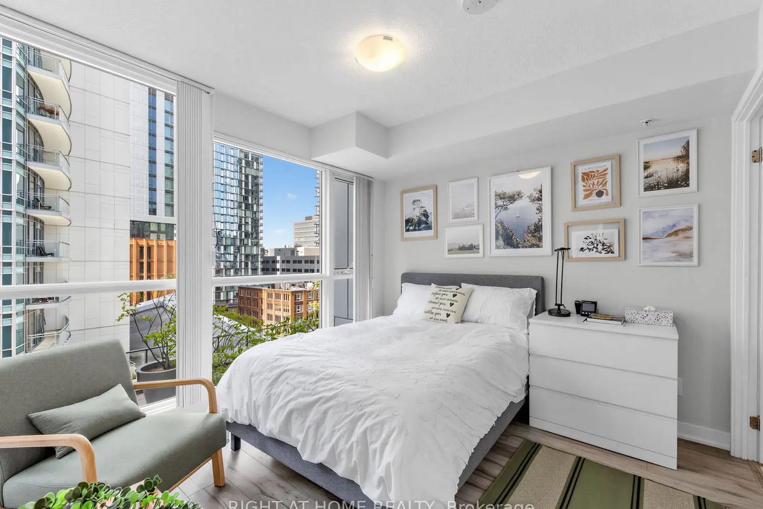 Additional image 10 of 295 Adelaide Street 1210