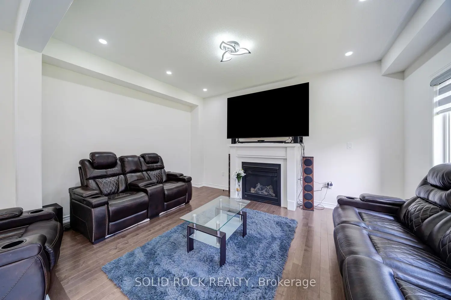 Additional image 8 of 225 Fleetwood Drive