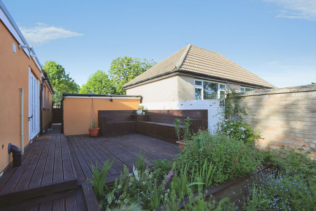 Additional image 16 of 3 bed bungalow for salePoverest Road, Orpington BR5
