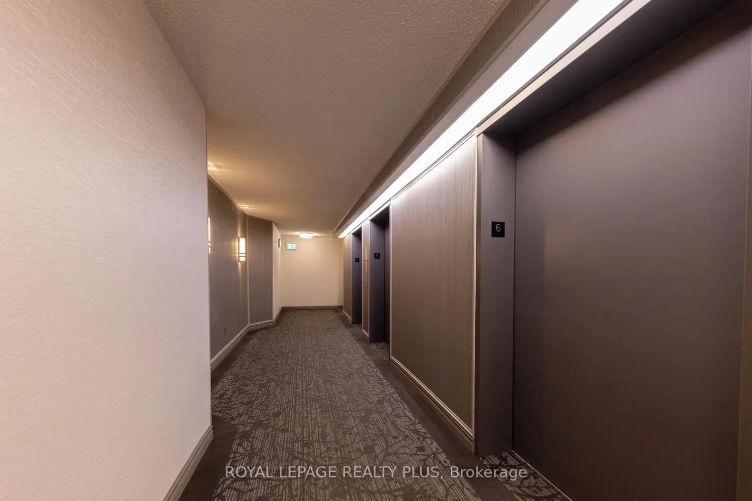 Additional image 19 of 75 King Street 607